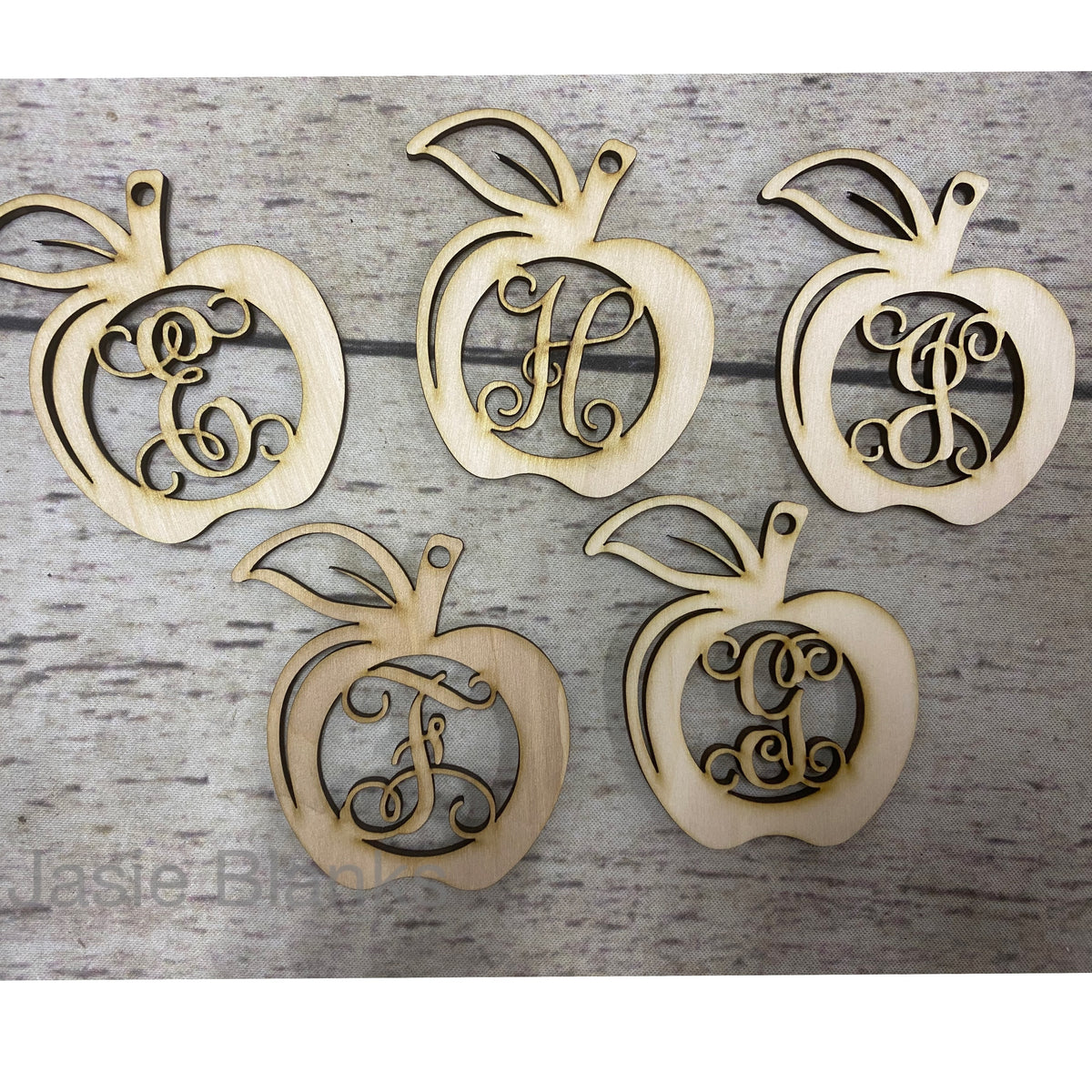 Apple Letter - Wood decor