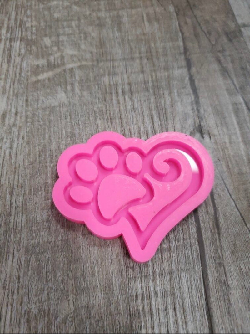 Paw with heart silicone mold