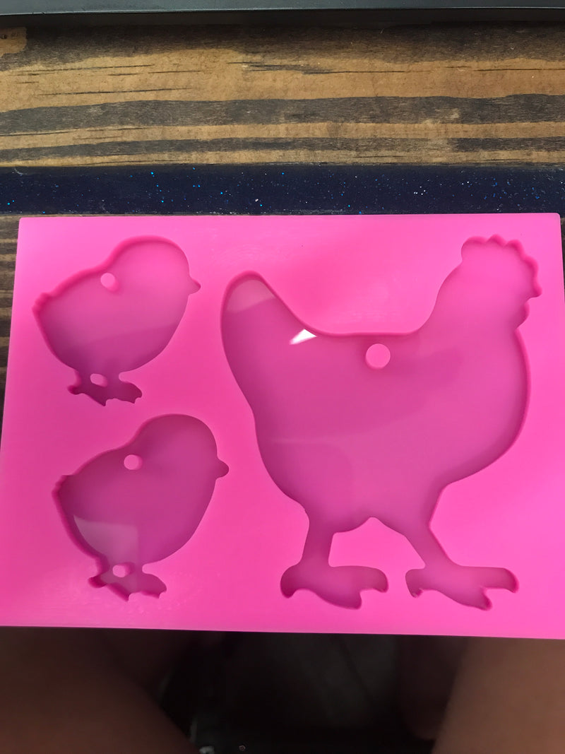 Chicken family mold