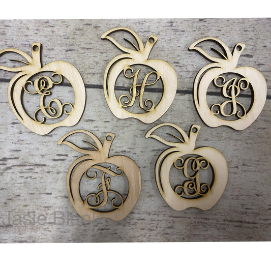 Apple Letter - Wood decor